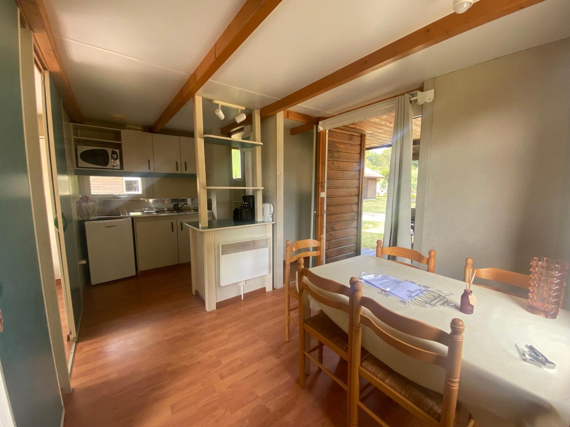 Camping Familial Les Chalets D'Uza Exterior photo