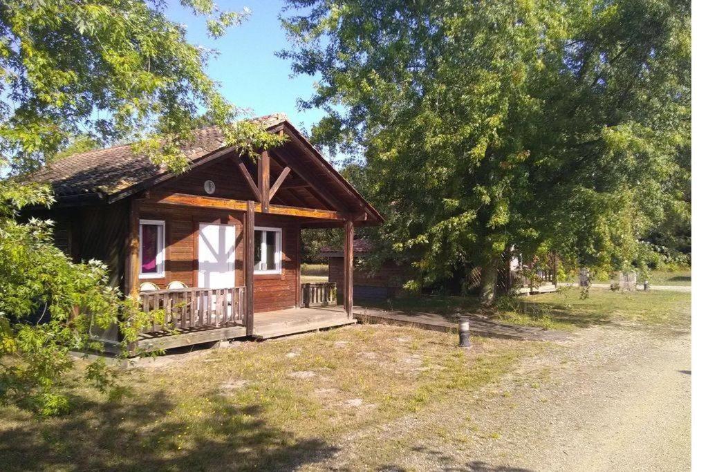 Camping Familial Les Chalets D'Uza Exterior photo