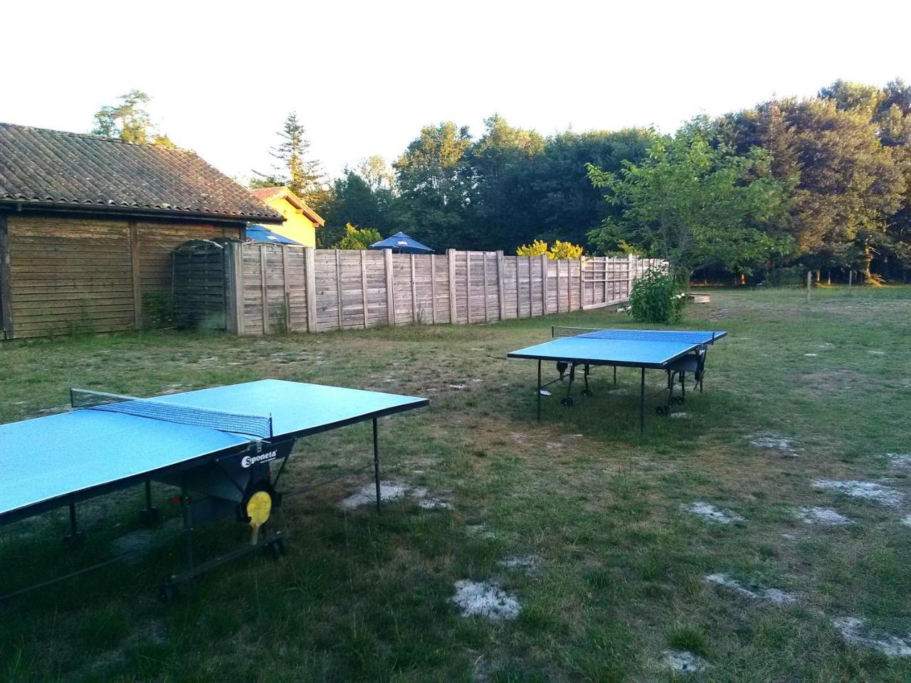 Camping Familial Les Chalets D'Uza Exterior photo